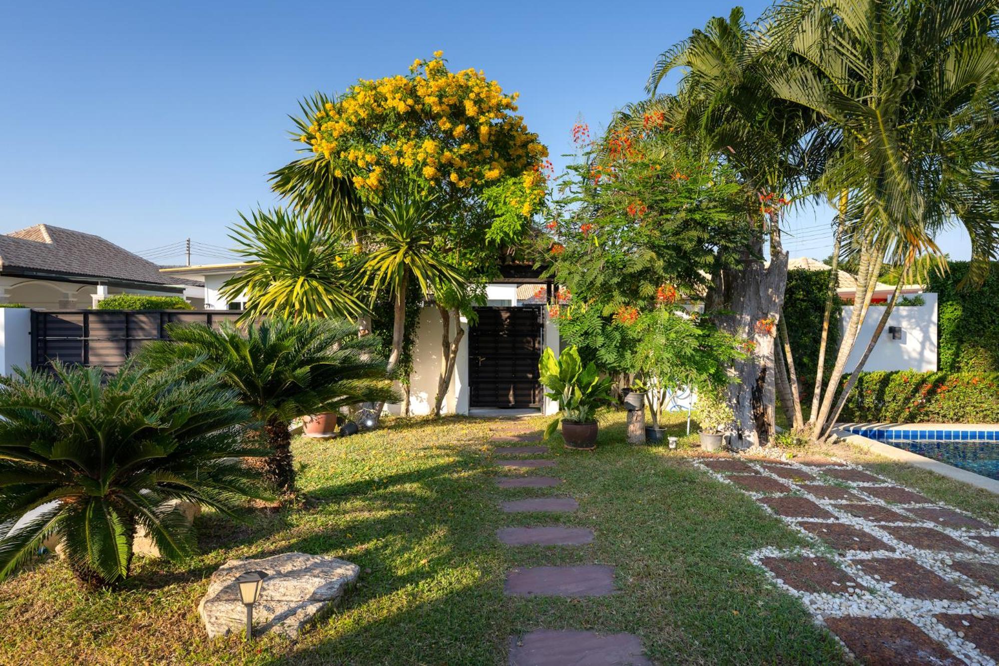 Orchid Paradise Homes Villa Hua Hin Exterior photo