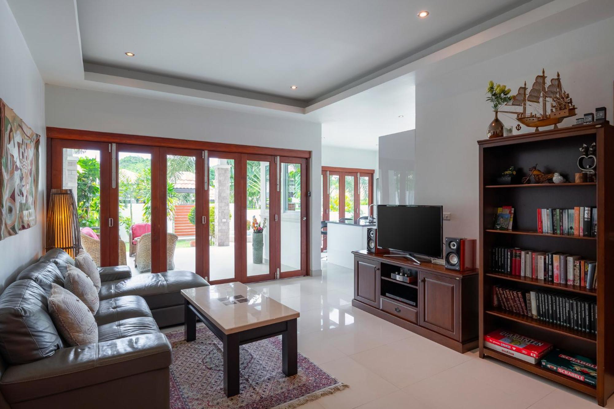 Orchid Paradise Homes Villa Hua Hin Room photo